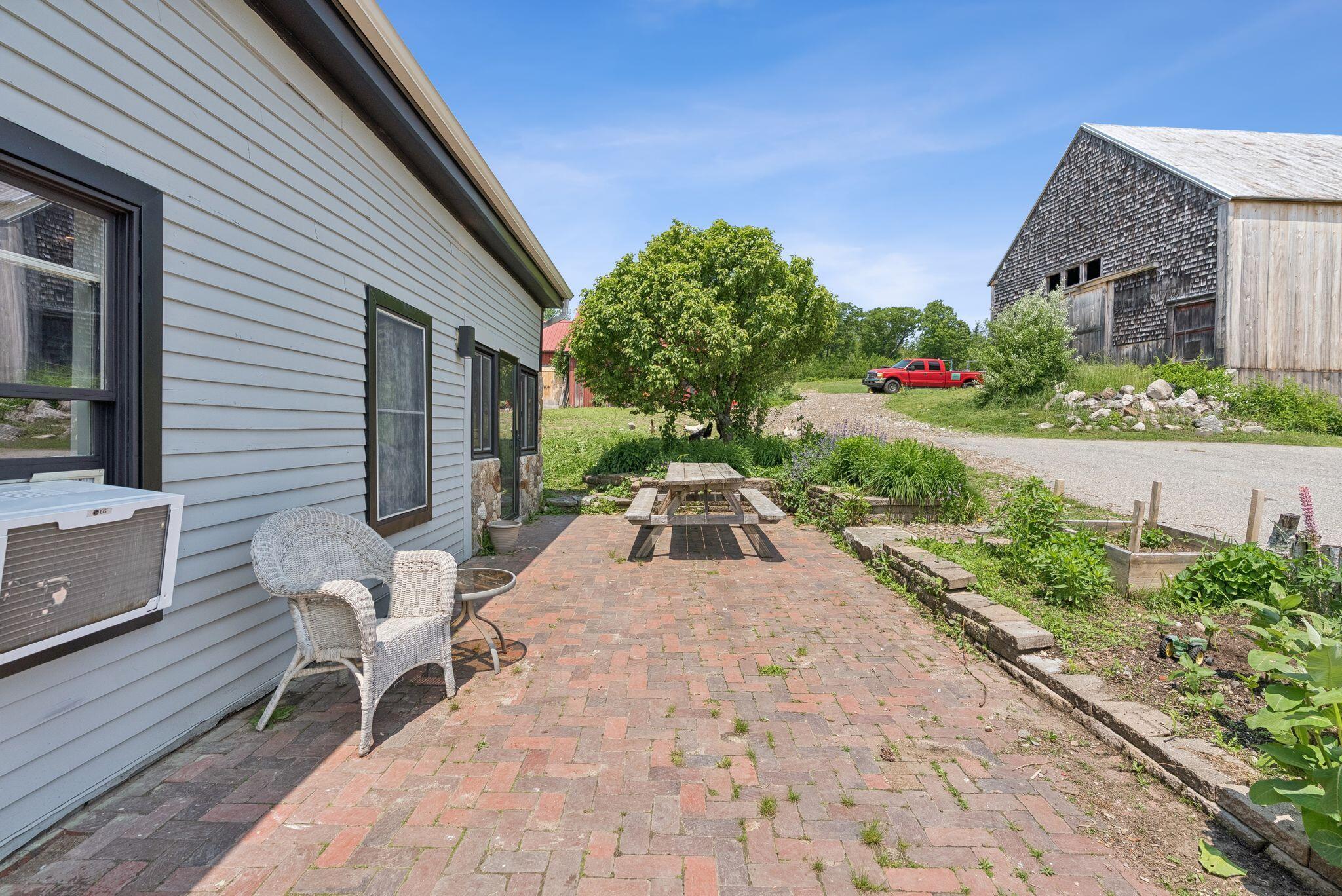 30 Graffam Road Baldwin ME 04091