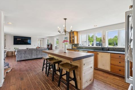 30 Graffam Road Baldwin ME 04091