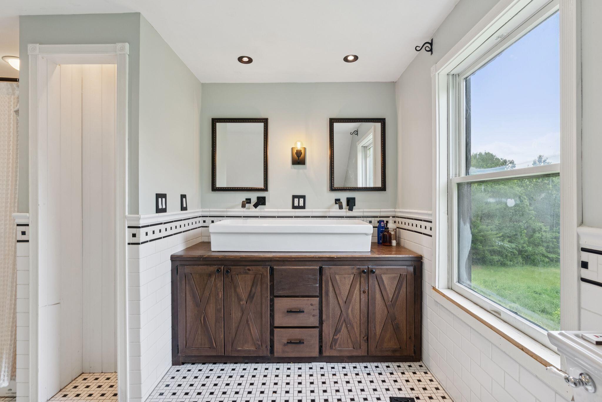 30 Graffam Road Baldwin ME 04091