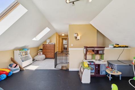 30 Graffam Road Baldwin ME 04091