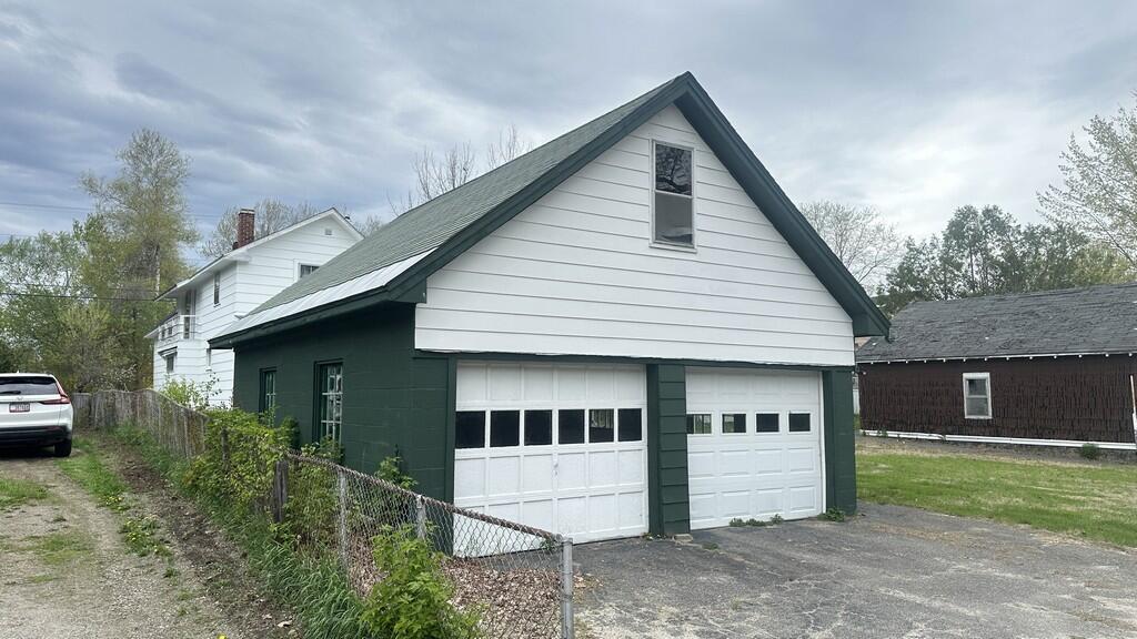 41 York Street Millinocket ME 04462