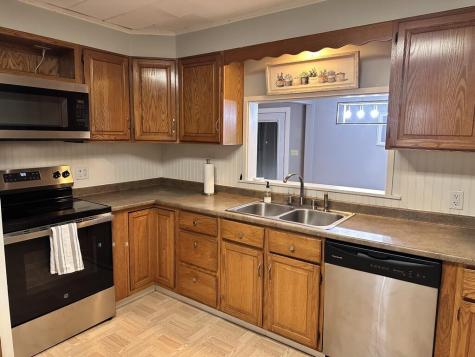 428 Essex Street Bangor ME 04401