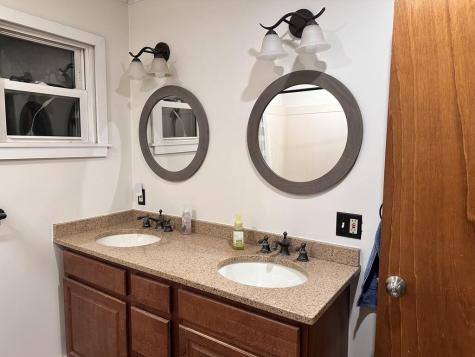 428 Essex Street Bangor ME 04401