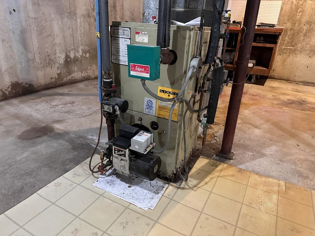 428 Essex Street Bangor ME 04401