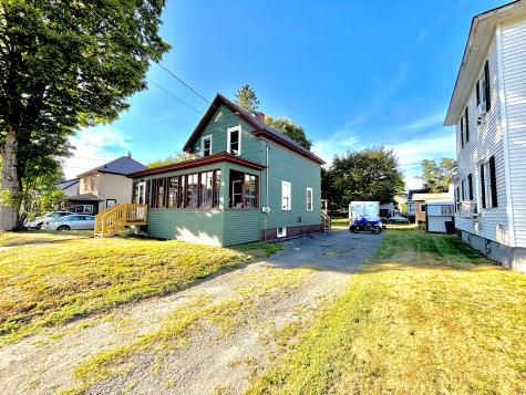 41 Park Street East Millinocket ME 04430