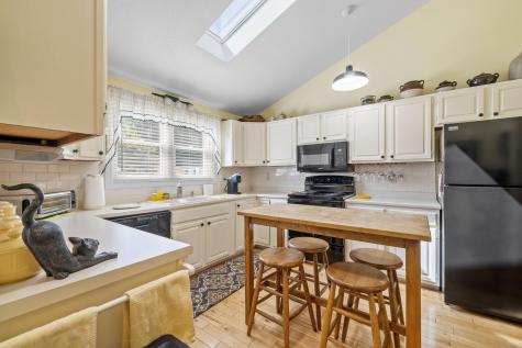 30 Riverview Drive North Berwick ME 03906