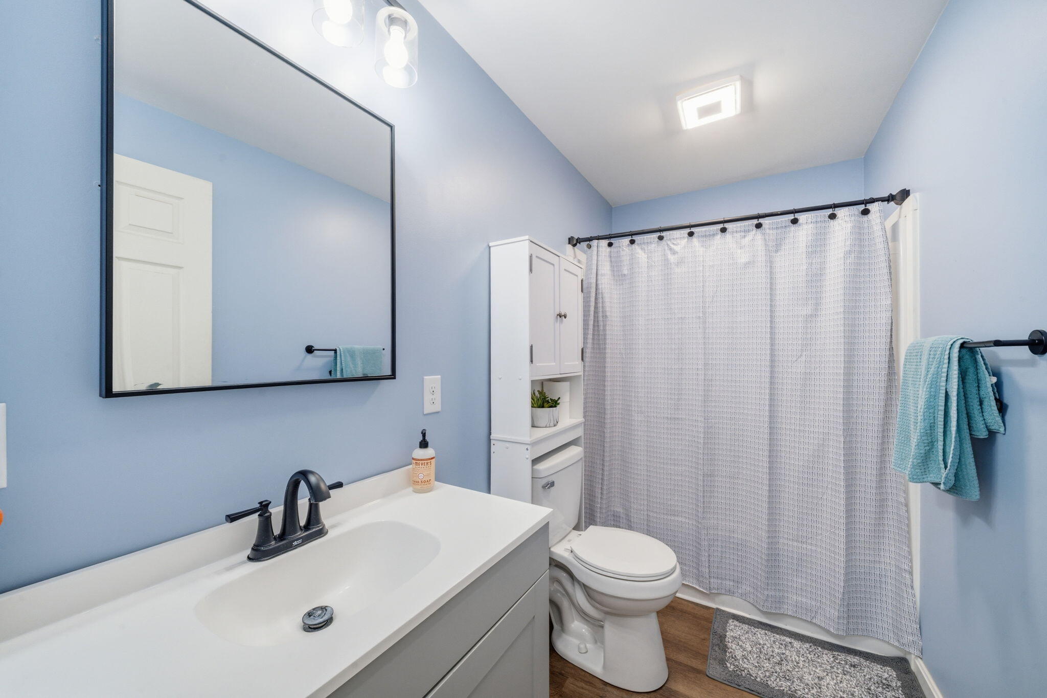 10 Old Thomaston Road Chelsea ME 04330