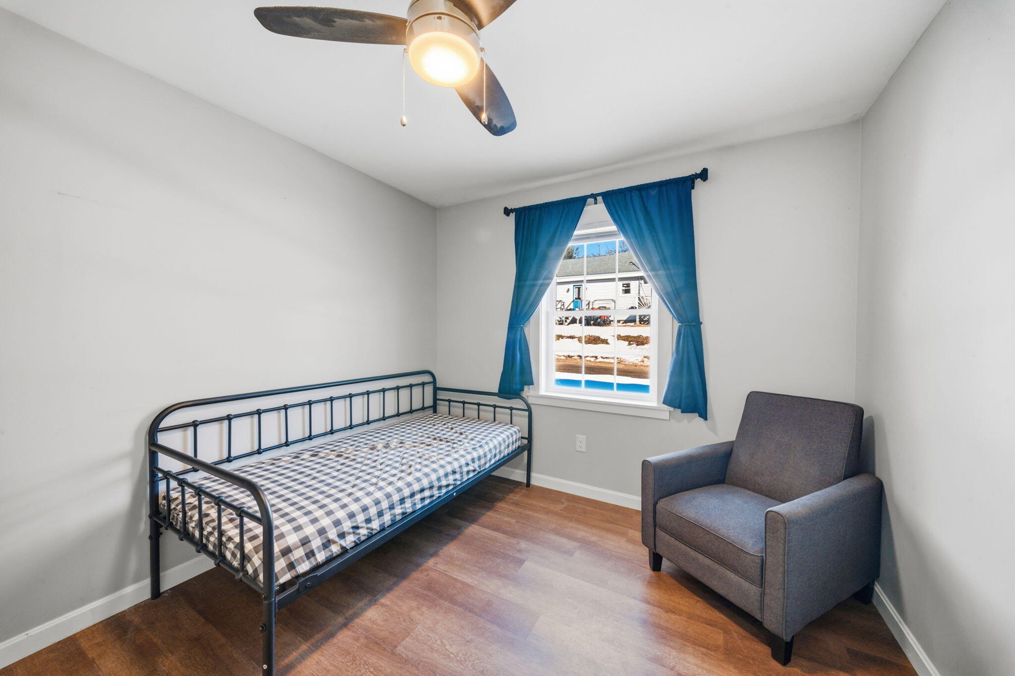 10 Old Thomaston Road Chelsea ME 04330