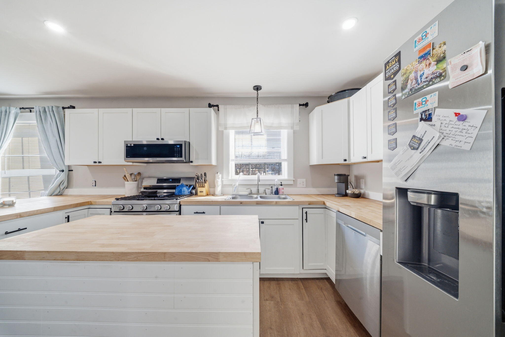 10 Old Thomaston Road Chelsea ME 04330