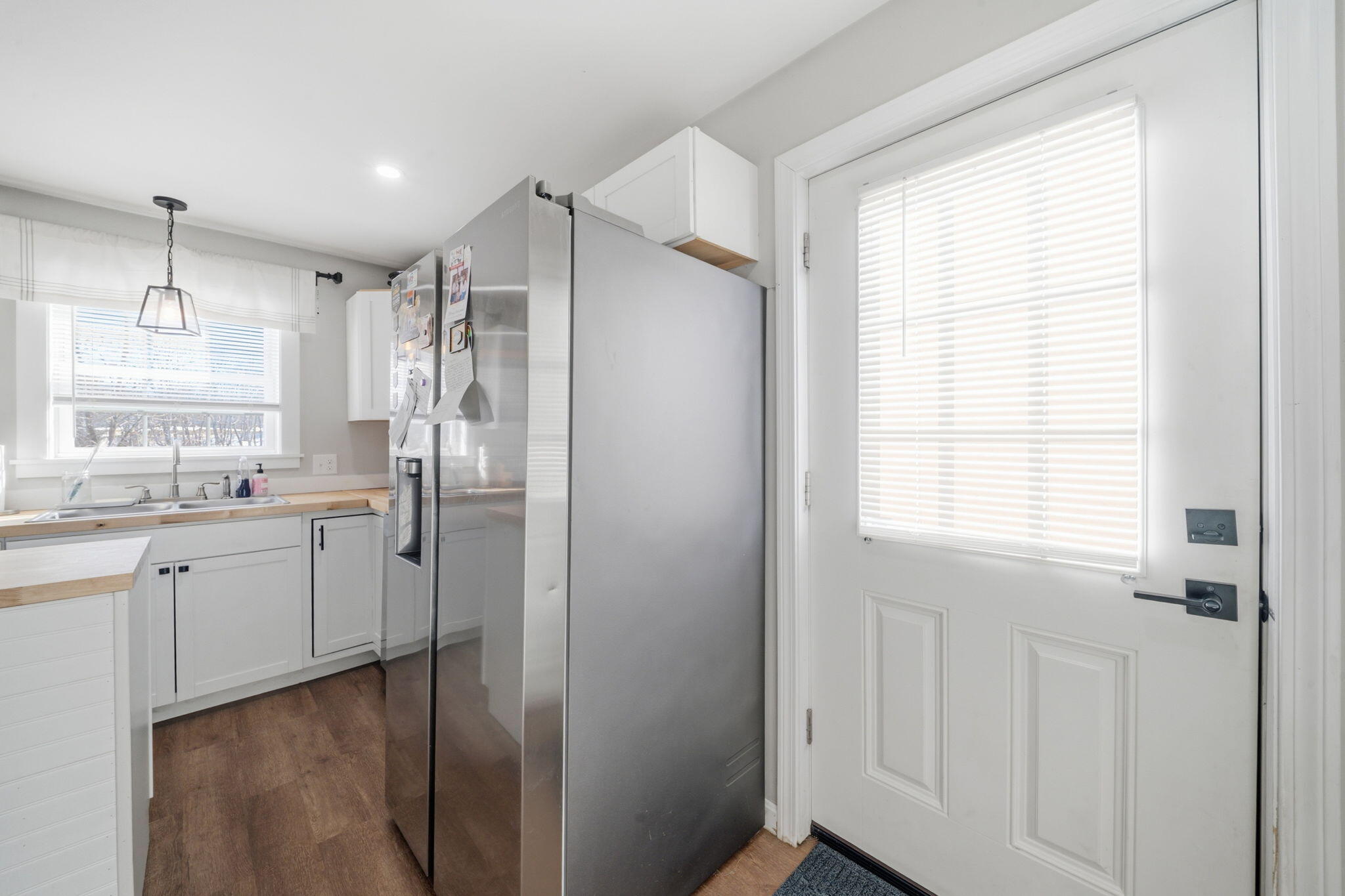 10 Old Thomaston Road Chelsea ME 04330