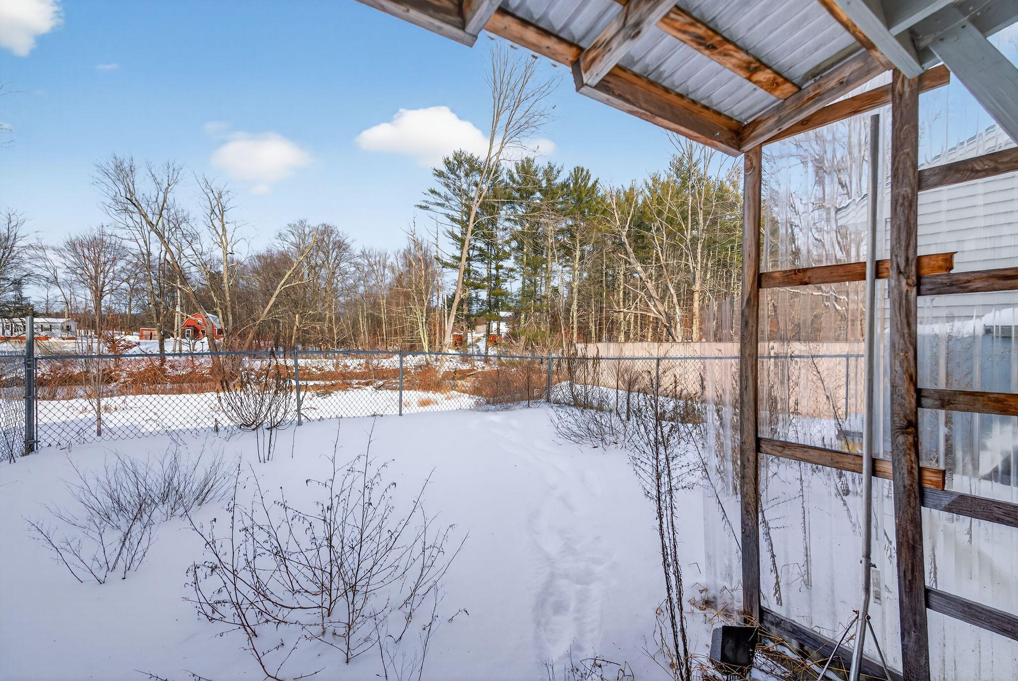 37 Depot Street Buckfield ME 04220