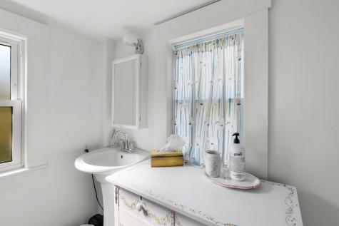 3 Point Road Belgrade ME 04917