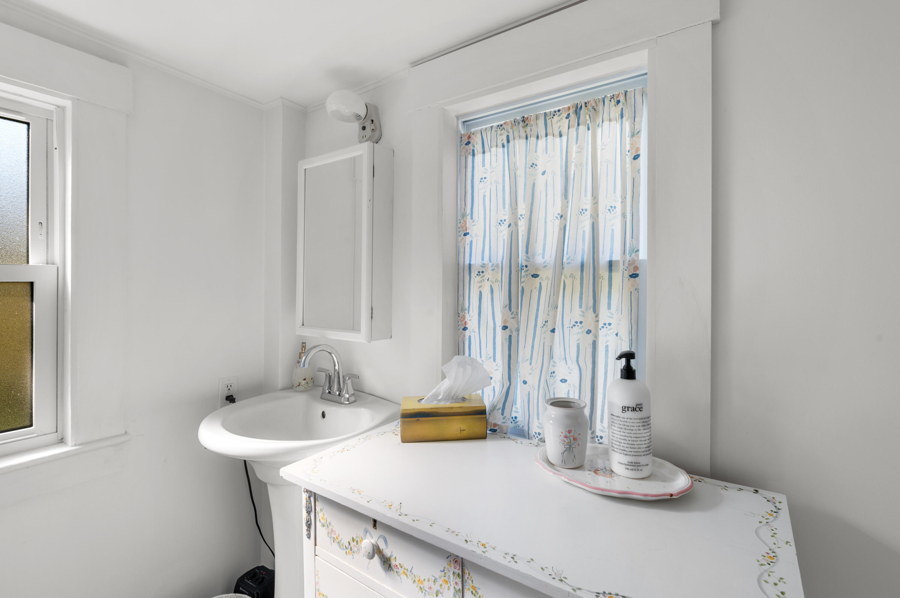 3 Point Road Belgrade ME 04917