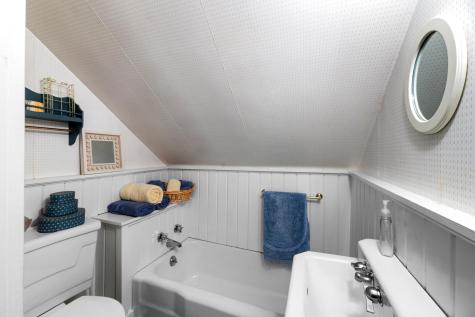 3 Point Road Belgrade ME 04917