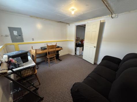 5 Tracey Lane Cornish ME 04020