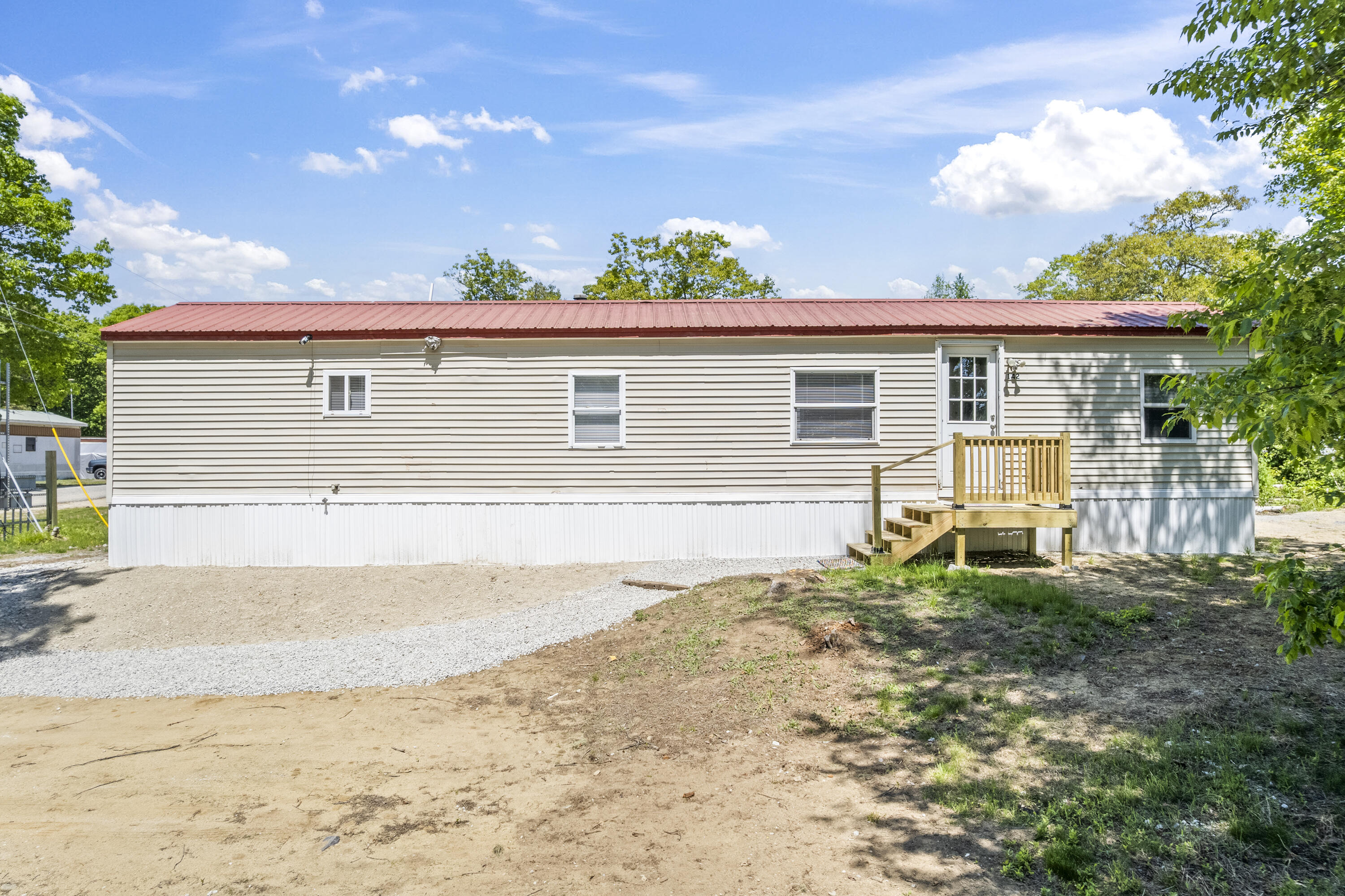 142 Cheryl Lane Oxford ME 04270