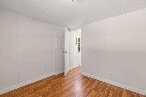 142 Cheryl Lane Oxford ME 04270