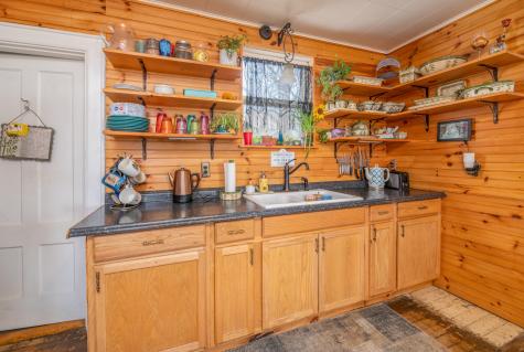 386 Front Street Richmond ME 04357