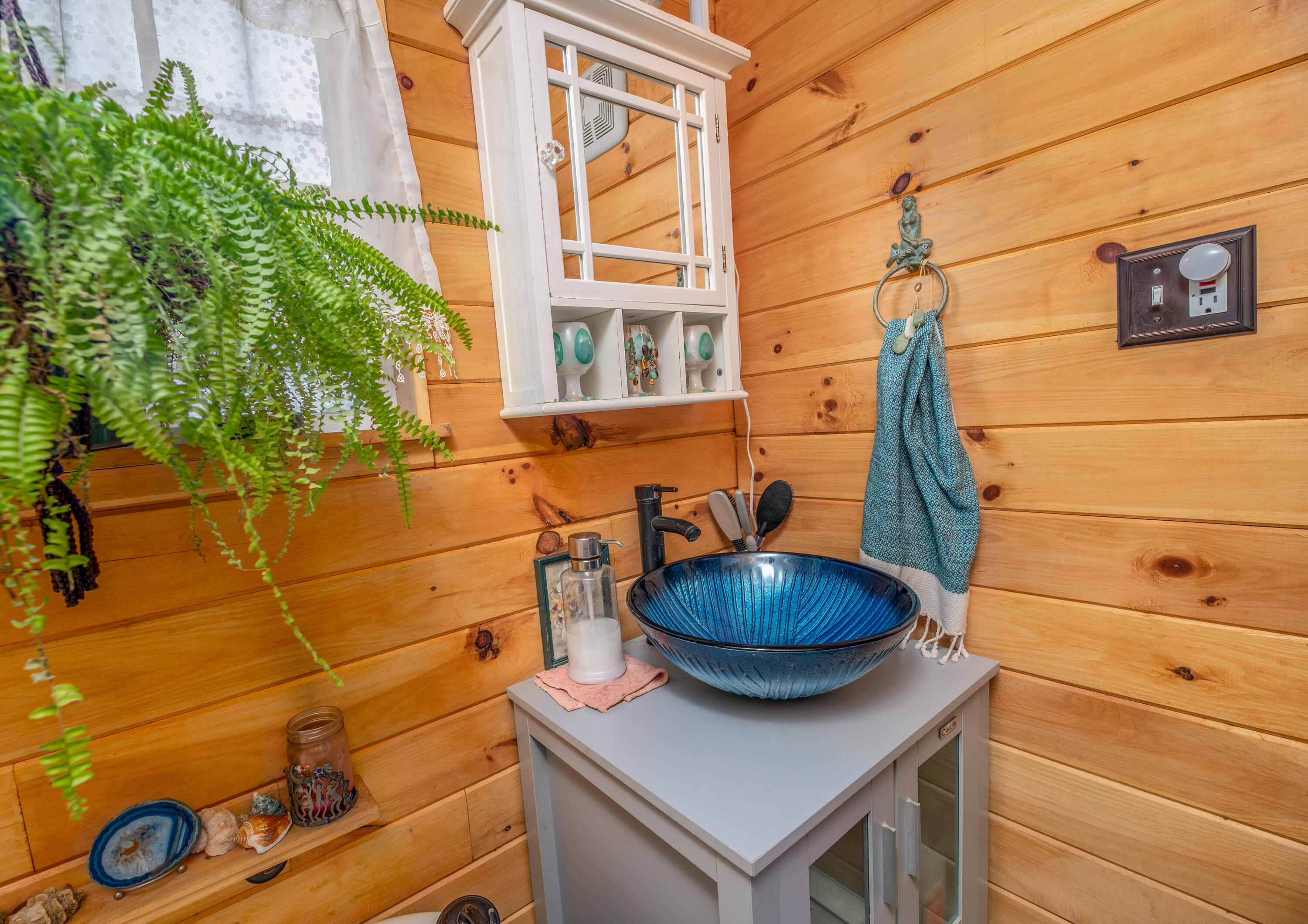 386 Front Street Richmond ME 04357