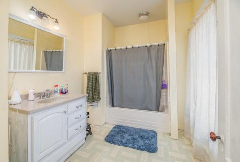 386 Front Street Richmond ME 04357