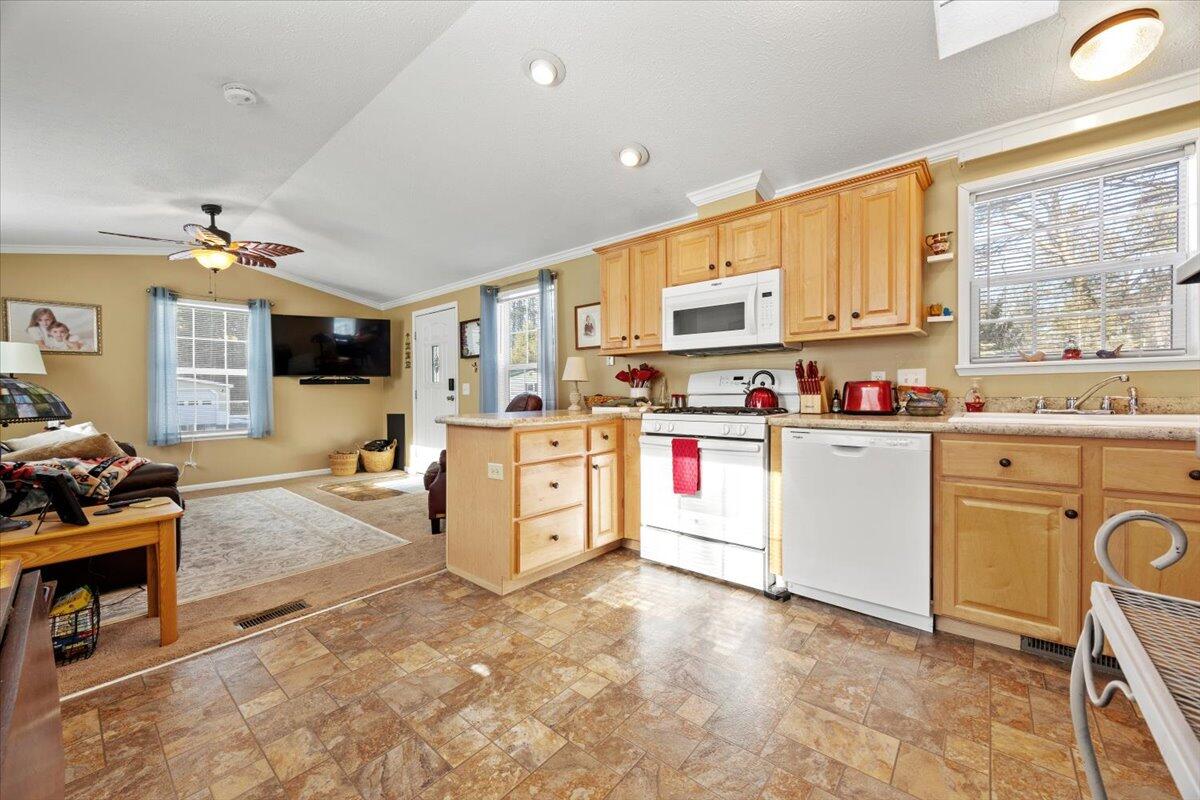 72 Golden Era Circle Alfred ME 04002