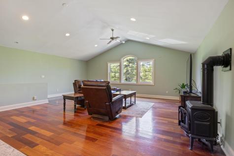 528 Bauneg Beg Hill Road North Berwick ME 03906