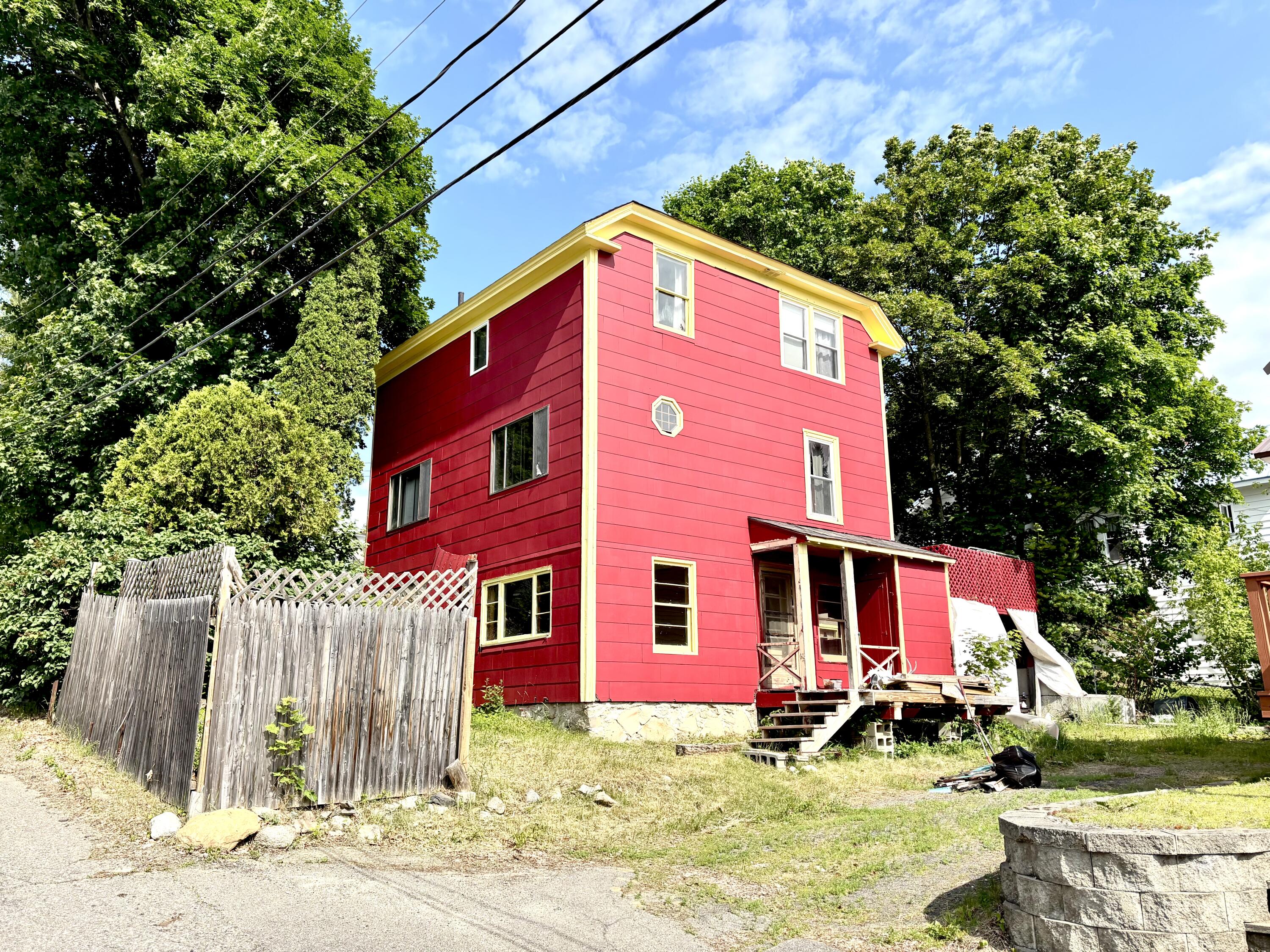 85 School Street Millinocket ME 04462