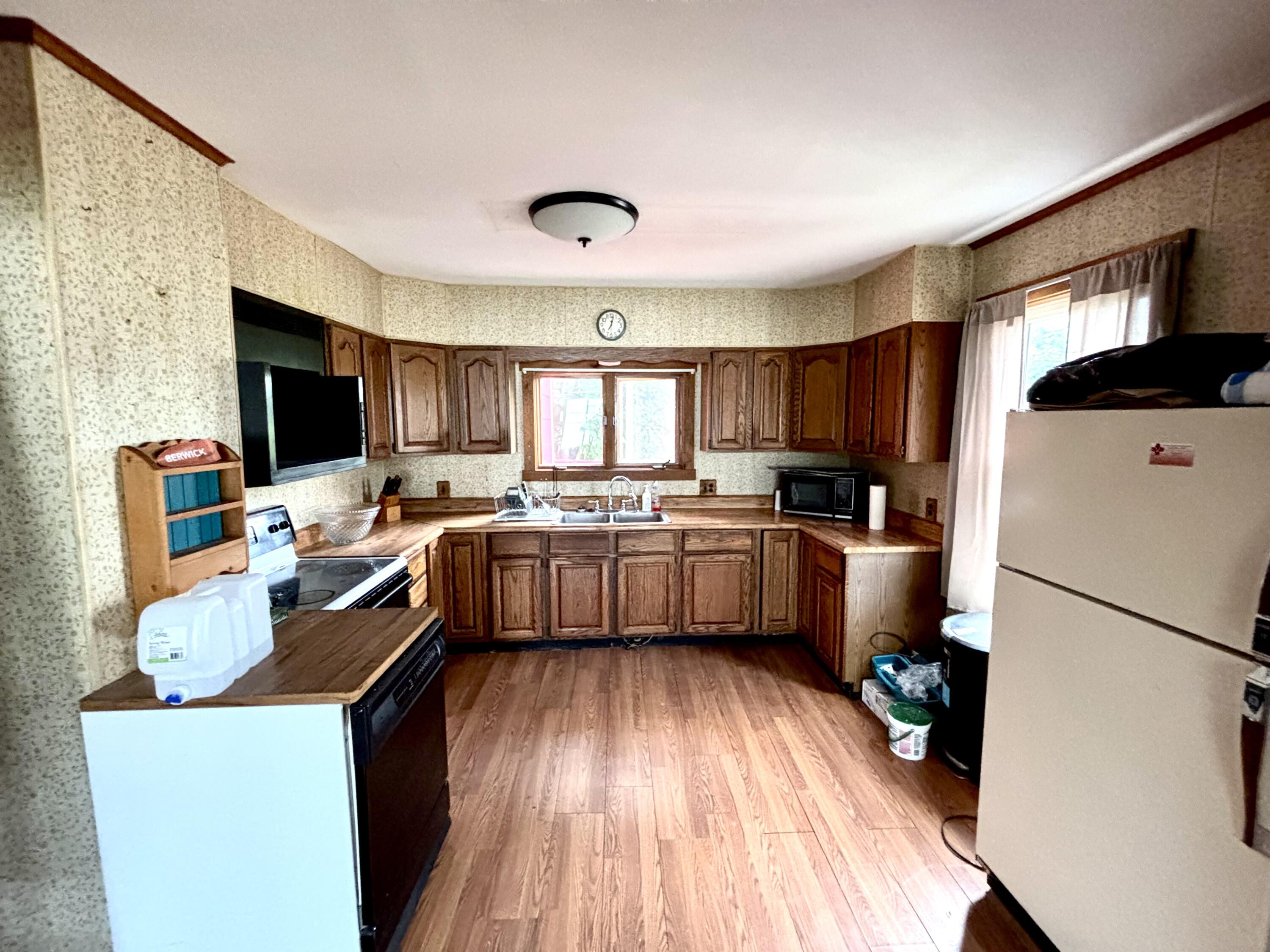 85 School Street Millinocket ME 04462