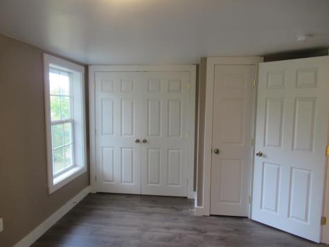 127 Meadow Road Raymond ME 04071