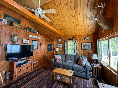 17 Trout Road Dover-foxcroft ME 04426