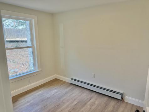 54 Boulder Road Raymond ME 04071