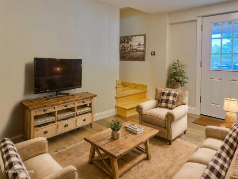 54 Boulder Road Raymond ME 04071