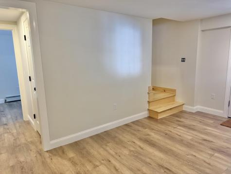 54 Boulder Road Raymond ME 04071