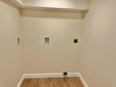 54 Boulder Road Raymond ME 04071