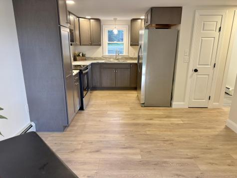 54 Boulder Road Raymond ME 04071