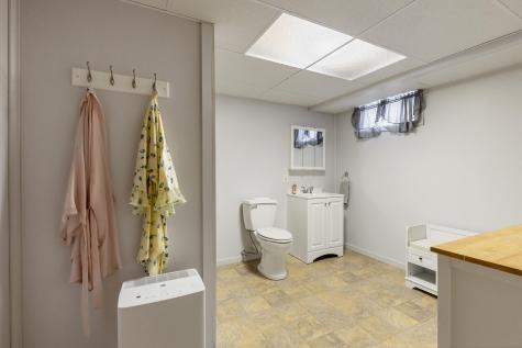 653 Abbott Road Winslow ME 04901