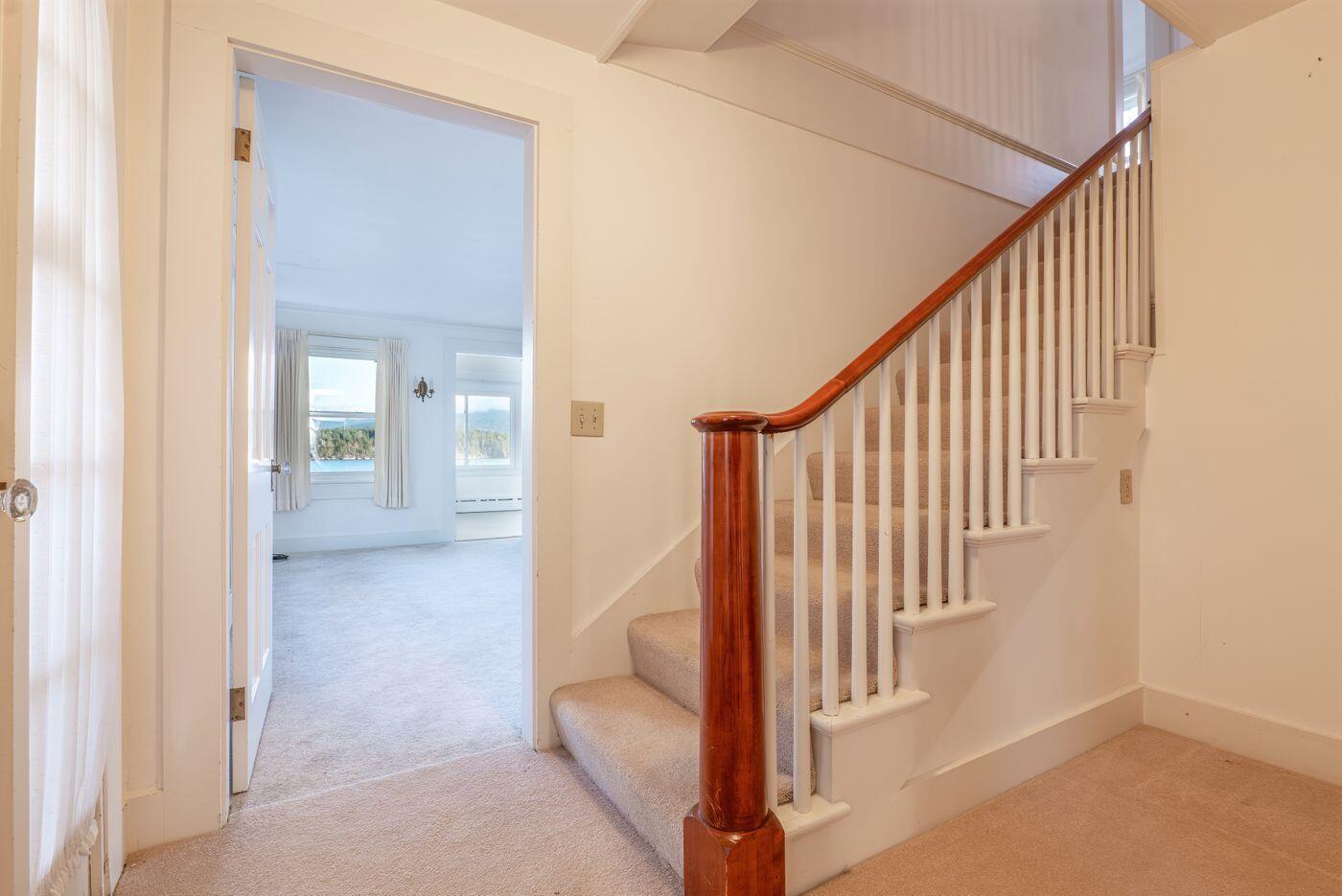 1122 Main Street Mount Desert ME 04660