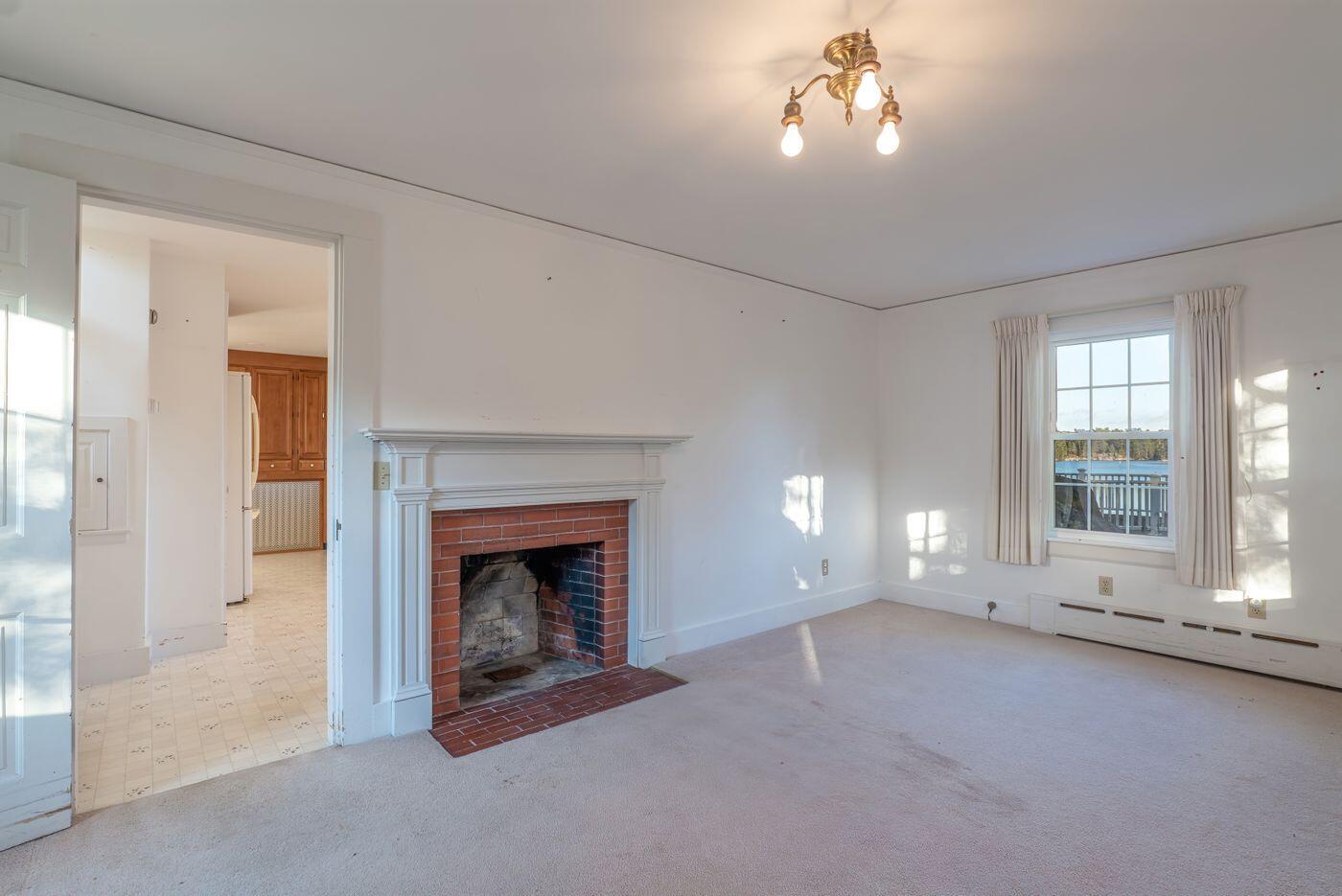 1122 Main Street Mount Desert ME 04660