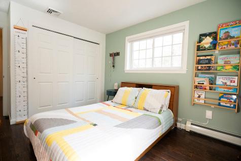 9 Ridge Road Raymond ME 04071