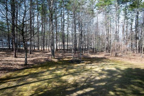 9 Ridge Road Raymond ME 04071