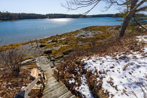 59 Greenland Cove Road Bremen ME 04551