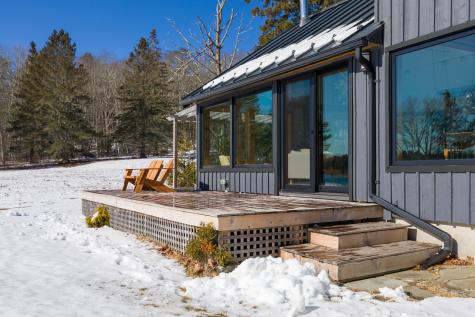 59 Greenland Cove Road Bremen ME 04551