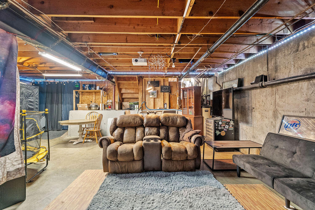 109 Water Street Guilford ME 04443