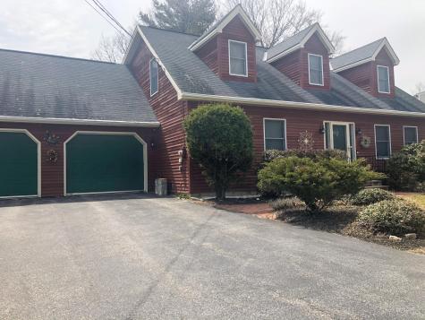 37 Woodside Drive Lewiston ME 04240