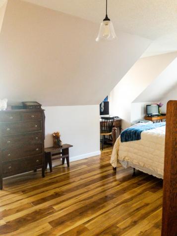 37 Woodside Drive Lewiston ME 04240