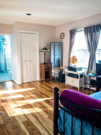 37 Woodside Drive Lewiston ME 04240