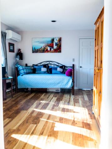 37 Woodside Drive Lewiston ME 04240
