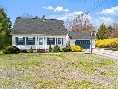 5 Nishell Drive Paris ME 04281