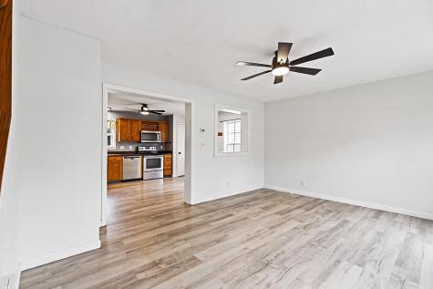 5 Nishell Drive Paris ME 04281