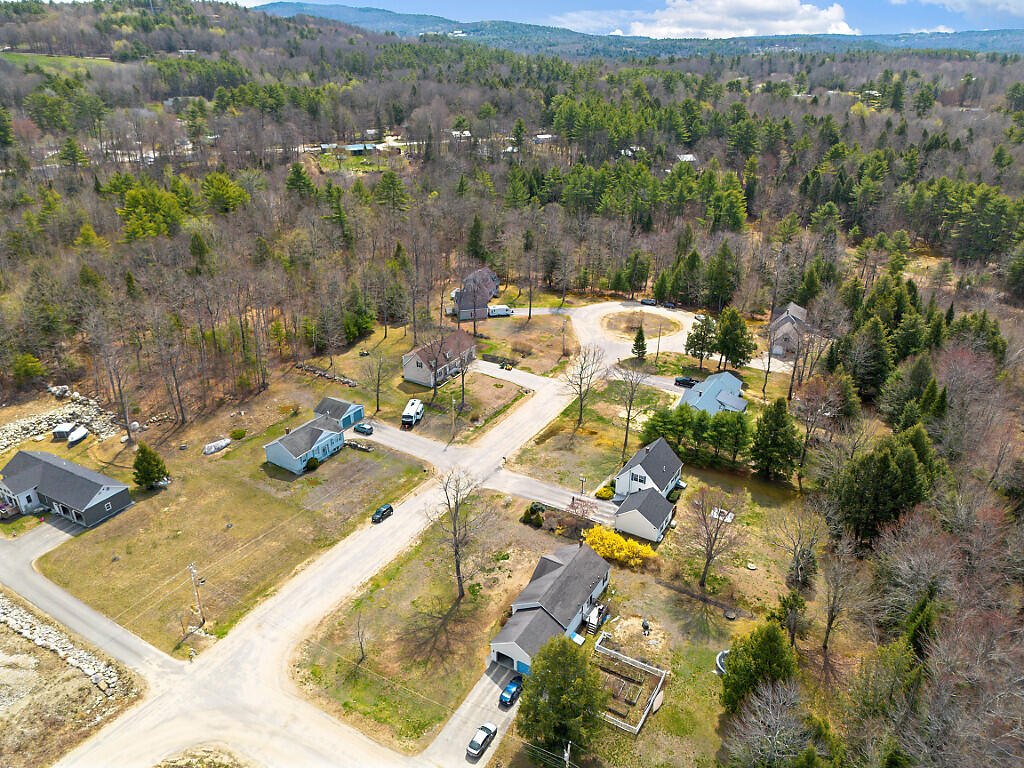 5 Nishell Drive Paris ME 04281